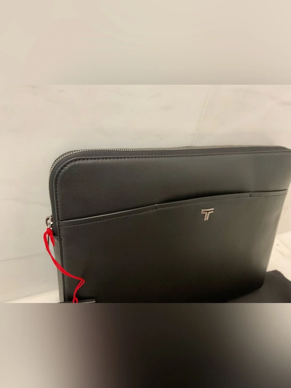 NEW Tumi Belden 13.5” LEATHER Zip Top Laptop Sleeve Bag - BLACK w/ GUNMETAL
